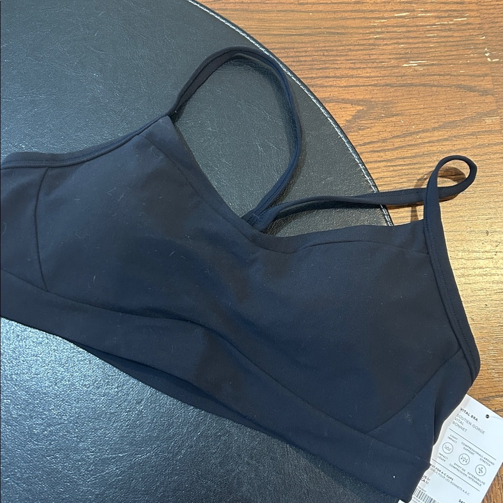 New Athleta Vital Bra D-DD - Picture 3 of 6
